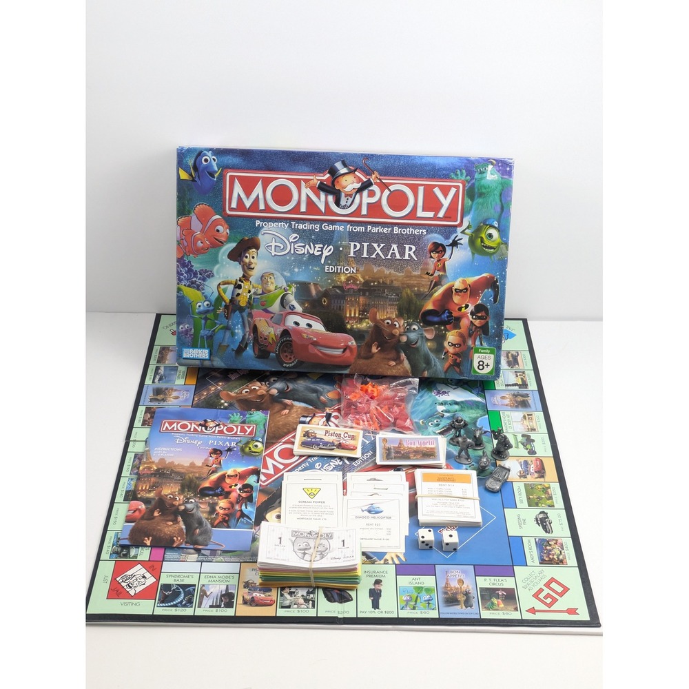 Monopoly Disney Edition Parker‎ Brothers Board Game COMPLETE!